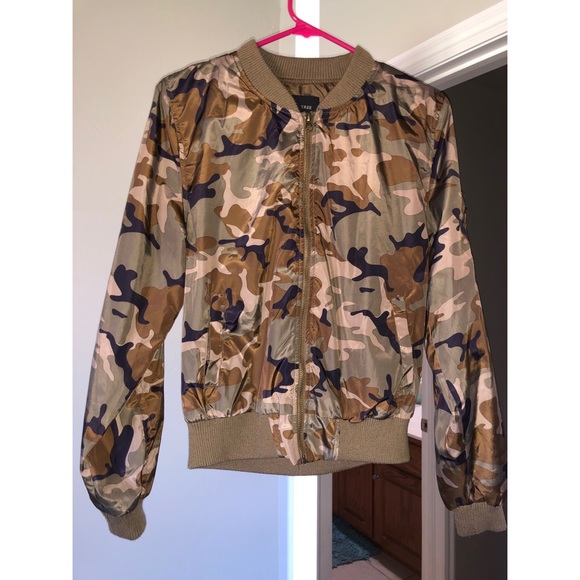 Bomber Jacket - Picture 2 of 3